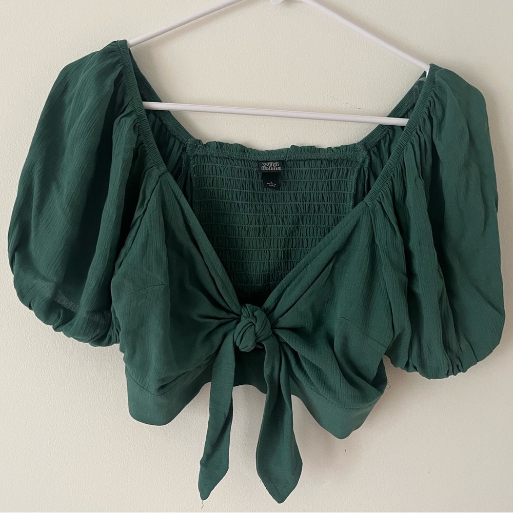 Wild fable top in like-new condition